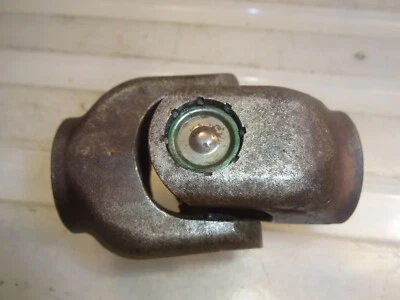 Yugo articulado universal eje de transmisión sable Honda 1984 1985 VF1100 S V65 VF 1100 Foto 1 de 4