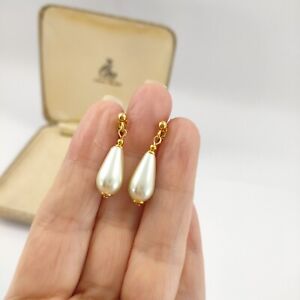 Vintage style Tear Drop Glass Pearl earrings Dangle Drop pierced Gold Tone Post