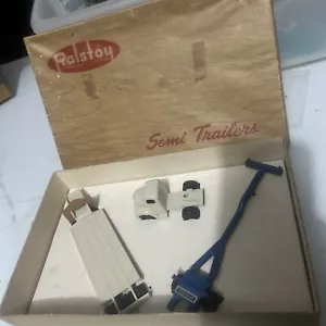 Vintage Diecast Ralstoy Semi With Low Boy Flat Bed Trailer In Orginal Box - Picture 1 of 12