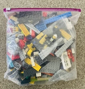 🔥GRAN CALIDAD LEGO® 1 lb PLUS 1 minifigura (por libra) lote de piezas a granel ladrillos - Imagen 1 de 6