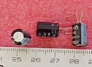 4pcs 330uF 16V Radial Alu Electrolytic Capacitor SME - Imagen 1 de 2