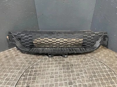 Parrilla inferior para parachoques delantero IVECO DAILY MK6 2015-On 2,3 5801605499 Foto 1 de 4