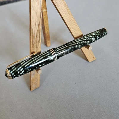 1937 Parker Vacumatic изумруд жемчуг перьевая ручка нуждается диафрагма, двухцветный новый в коробке - Изображение 1 из 4