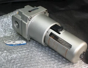 One (1) SMC NAL5000-N06 High Flow Air Lubricator 3/4NPT NEW - Picture 1 of 11