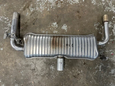 16-22 宝马 X1 F48 2.0L EXHAUST 后部消声器 银器 原始设备制造商 — 第 1/4 张图片