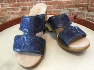 Alegria Navy Blue Leather Embroidered Flower Linn Wedge Sandals 40 9 New - Picture 1 of 3