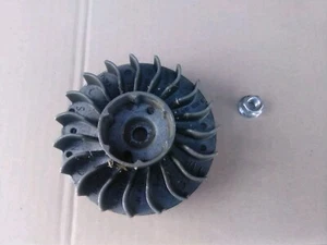 ORIGINAL STIHL BG56 BG86 SH56 SH86 LAUBBLÄSER SCHWUNGRAD  - Bild 1 von 3