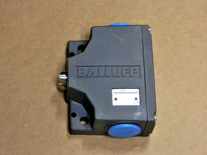BALLUFF BNS-819-B02-D12-61-12-3B LIMIT SWITCH NEW OPEN BOX - Picture 1 of 9
