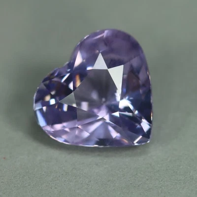 2.12 Cts_Great Collection_100 % Natural Unheated HEART Purple Spinel_Srilanka - Image 1 of 4