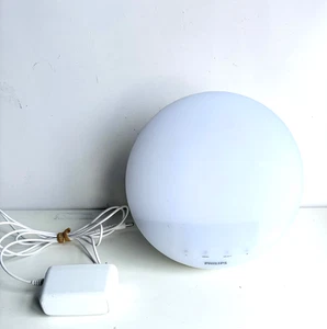 Philips Wake-Up Light Alarm Clock Sunrise Simulator FM Radio White with Adapter - Picture 1 of 6