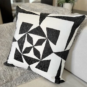 Williams Sonoma Black & White Beaded Lyncort Zardozi Pillow Cover Linen Texture - Picture 1 of 11