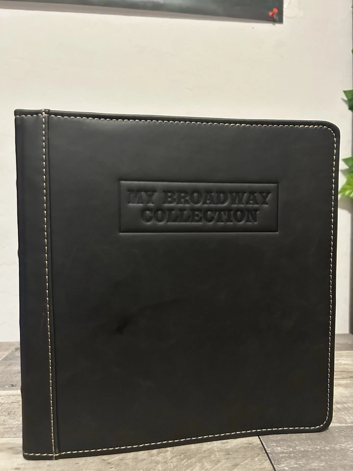 Samsill My Broadway Collection 3 Ring Binder / Sleeves Included - Image 1 of 4