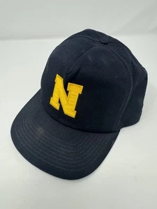 Sombrero de Colección Academia Naval de Estados Unidos Snapback Logo N Hecho en EE. UU. Bordado Azul Marino - Imagen 1 de 11