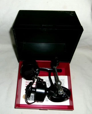 Carretel giratório vintage Garcia Mitchell 308 com estojo e carretel extra PERTO DE PERFEITO ESTADO - Imagem 1 de 4