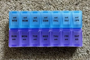 AM PM 7 Day Pill Organizer Dispenser Box Braille Blue Purple - Picture 1 of 4