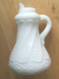 Verzierter viktorianischer Gänseblümchen Blumen Körper viktorianischer Milchglas Sirup Krug ohne Deckel - Bild 1 von 7