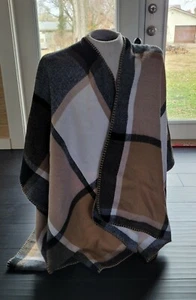 Mixit Heritage Plaid Shawl Cape Poncho Black/Tan/White Soft One Size NWT - Picture 1 of 6