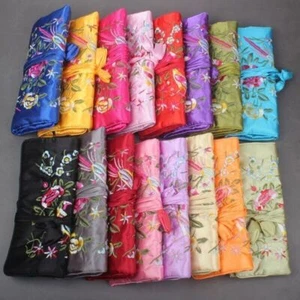 Damen Schmuck Rolle Reise Aufbewahrung Handstickerei Satin Tasche Seide Verpackung 5 Stück - Bild 1 von 21