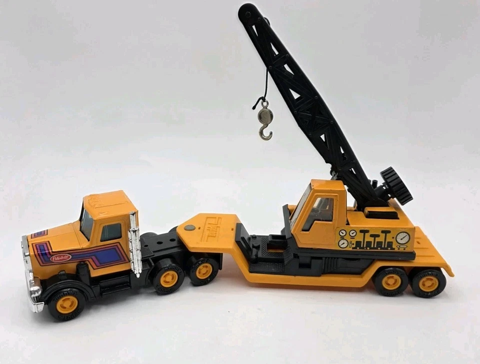 Vintage 1980 Buddy L Corp 1:35 Peterbilt Semi Caminhão com Guindaste Trailer Brinquedo Vgc - Imagem 1 de 4