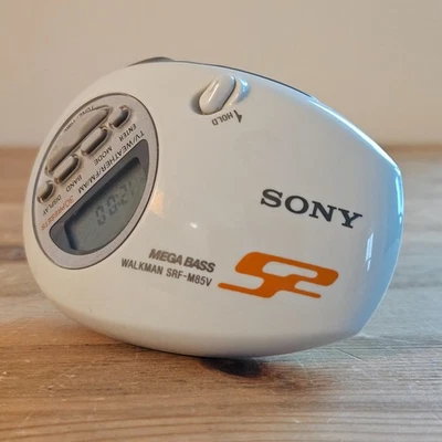 Sony Walkman SRF-M85V Sports Weather Mega Bass AM/FM Radio Working Tested - Image 1 of 4
