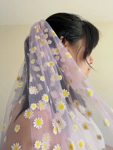 SUNFLOWER & DAISY: bridal veil, embroidered bridal veil, floral bridal veil - Picture 1 of 6