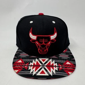 Chicago Bulls Snapback Mitchell and Ness Red Black NICE PATTERN RARE! - Picture 1 of 6