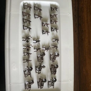 Atlantic 1003 1:72 Far-West Story Geronimo Apache 29 Stk. lose - Bild 1 von 1