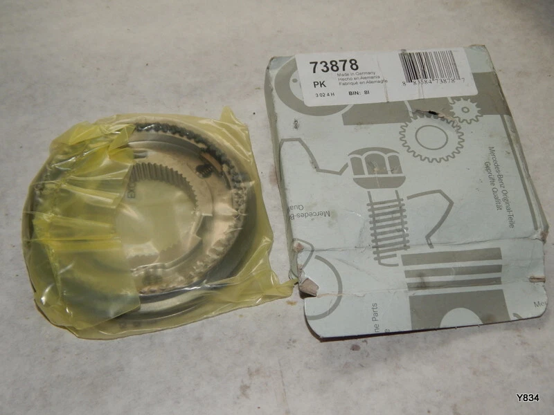 Corpo sincronizador genuíno Mercedes Benz A2112601645 para Mercedes Benz C 320 2002 - Imagem 1 de 4