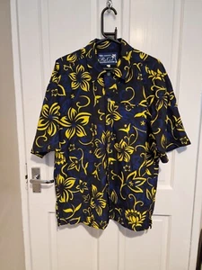 RipCurl Hawaiian Floral Shirt Size : Medium  - Picture 1 of 3