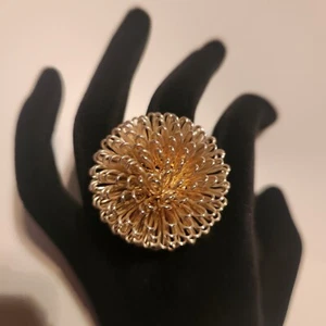 Vintage Set Of 4 Adjustable Costume Jewelry Rings - Picture 1 of 21