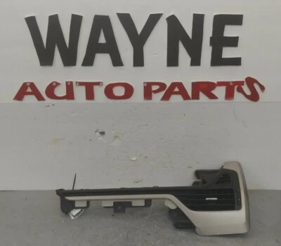 Bisel de salida de aire derecho axioma plateado 2015-20 GMC Yukon Denali 23464593 Foto 1 de 4