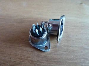 2 x 5 Pin 240 Degree DIN Chassis Sockets Audio (756) - Picture 1 of 1