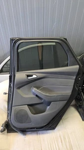 Ford Focus 2016 Schwarz Türen Hinten Rechts - Bild 1 von 2