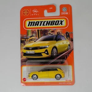 Matchbox 2022 OPEL ASTRA Giallo 87/100 (#2024) - Foto 1 di 2
