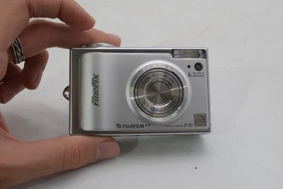 Fujifilm FinePix F10 6.3MP Digital Camera Silver Untested - Image 1 of 4