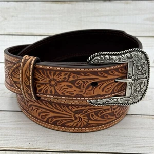 ARIAT Herren Leder Gürtel & Schnalle geprägt Blumen hellbraun Nickel silberfarben A1042208 - Bild 1 von 5