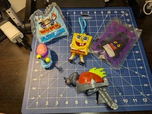 Fast Food Spielzeug 5 Stück SpongeBob, Wacky Races, Katzenkratzer, Roboter Blaster - Bild 1 von 4