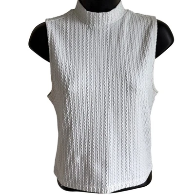 Camiseta sin mangas tejida cuello falso texturizado blanca sin mangas minimalista femenina limpia L Foto 1 de 4