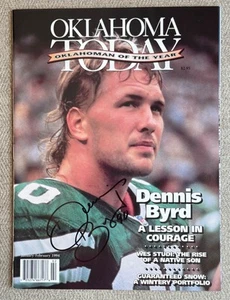 Dennis Byrd Firmado NY Jets Oklahoma Today Hombre del Año Revista 1994 con Beckett - Imagen 1 de 2