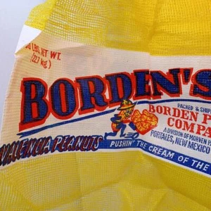 Borden's Valencia Peanuts Sack Bag 50 lb. Art Advertising Portales NM Farmhouse - Picture 1 of 6