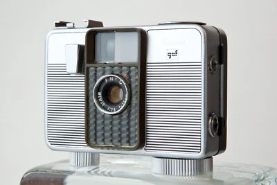 CÁMARA ANSCO MEMO 11 AUTOMÁTICA GAF 35 mm (medio marco) con bolsa Prinz Foto 1 de 4