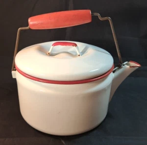 Vintage Red and White Enamelware Country Kettle Kitchen Tea Pot with Wood Handle - Picture 1 of 22