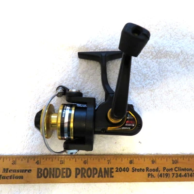 Carrete de pesca giratorio Penn 4200SS serie SS grafito de colección hecho en EE. UU. Foto 1 de 4