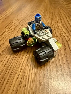 LEGO Space UFO Cyborg Scout Set 6818. Complete Set, Online Instructions - Image 1 of 4