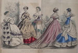 Antiguo Vestido de Moda Victoriana Grabado a Mano GODEY'S Coloreado a Mano AGOSTO 1867 - Imagen 1 de 6