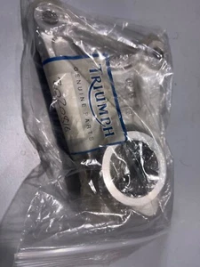 NEW GENUINE TRIUMPH TROPHY TRIDENT SPRINT REAR BRAKE CALIPER CARRIER T2020816 - Picture 1 of 1