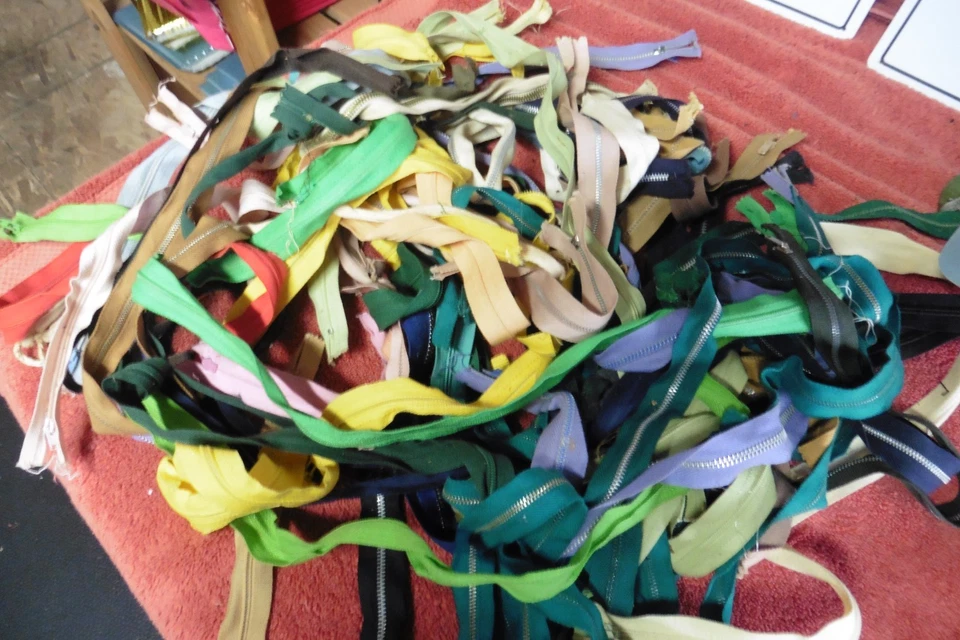 Seamstress HUGE Pieces Mixed Color new and used Lot Vintage ZIPPERS Metal 3”-24” - Image 1 of 4