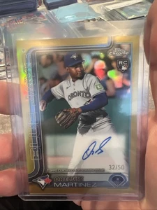 2025 Topps Chrome Orelvis Martinez Gold Auto 32/50 - Picture 1 of 2