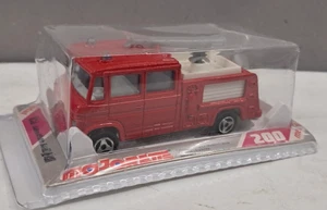 MAJORETTE 1/64 MERCEDES VIGILI DEL FUOCO N° 258 MADE IN FRANCE ANNI 80 - Picture 1 of 3