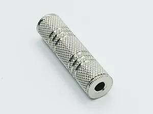 Accoppiatore connettore cavo cuffie AUX stereo femmina a femmina 3,5 mm. - Foto 1 di 2